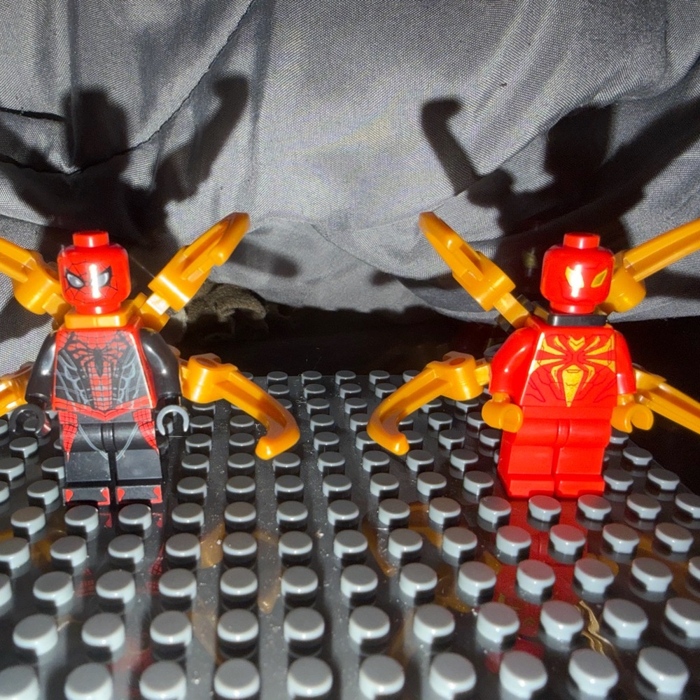 Iron Spider-Man Minifigures